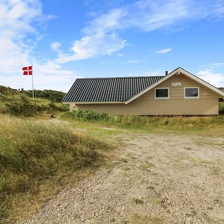 Halda - 300m From The Sea By Interhome *