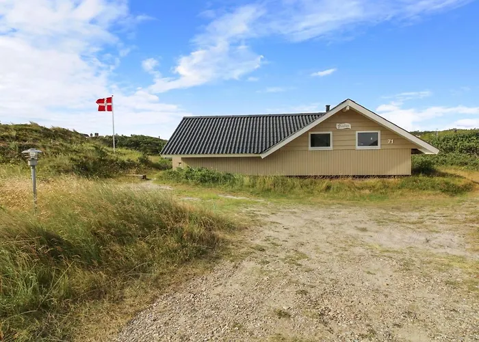 Halda - 300m From The Sea By Interhome *